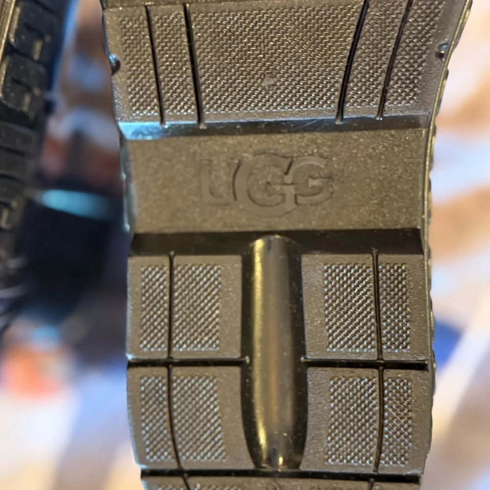 UGG Women's Drizlita Waterproof Ankle Rain Black Boot Size 7  nwot - Picture 3 of 5